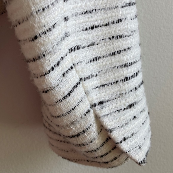 H&M White and Charcoal Patterned Blazer with Stripes sz 10 - Picture 2 of 3